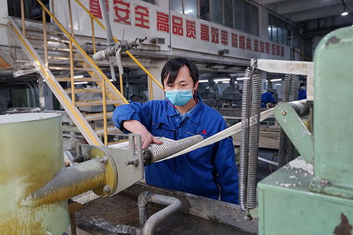 上海石化成功研发熔喷布专用料,可每天多生产口罩600万片
